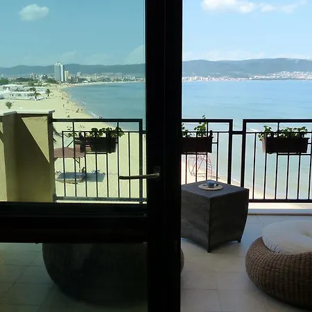 Oasis Beach Studios Apartment Sunny Beach