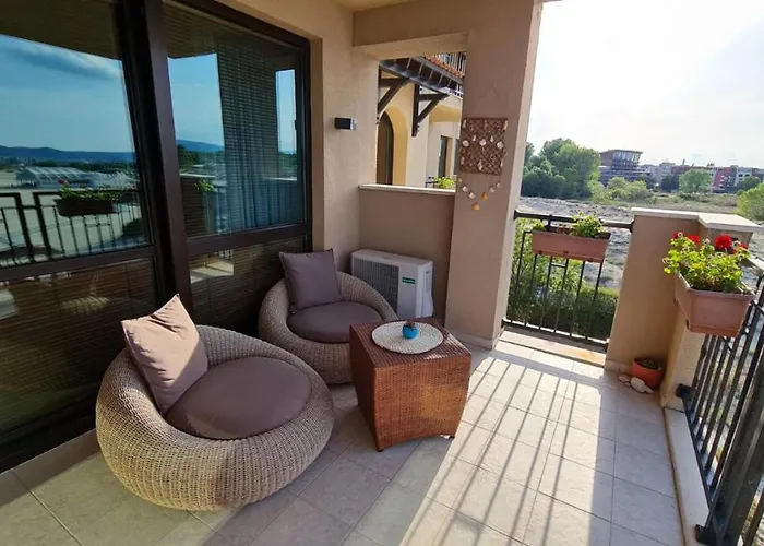 Oasis Apartament Słoneczny Brzeg